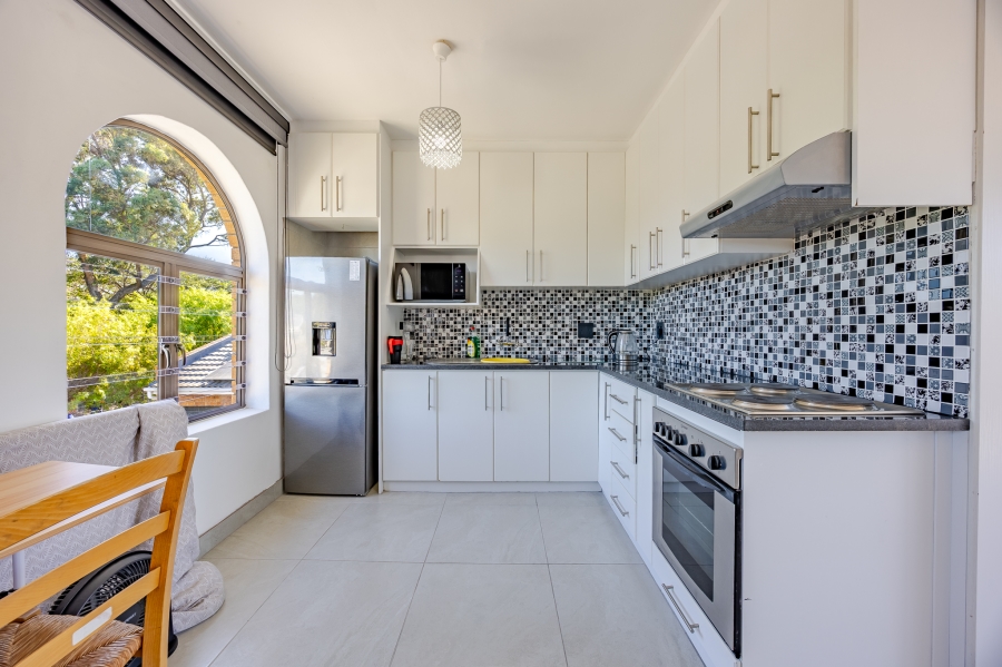 5 Bedroom Property for Sale in Flamingo Vlei Western Cape